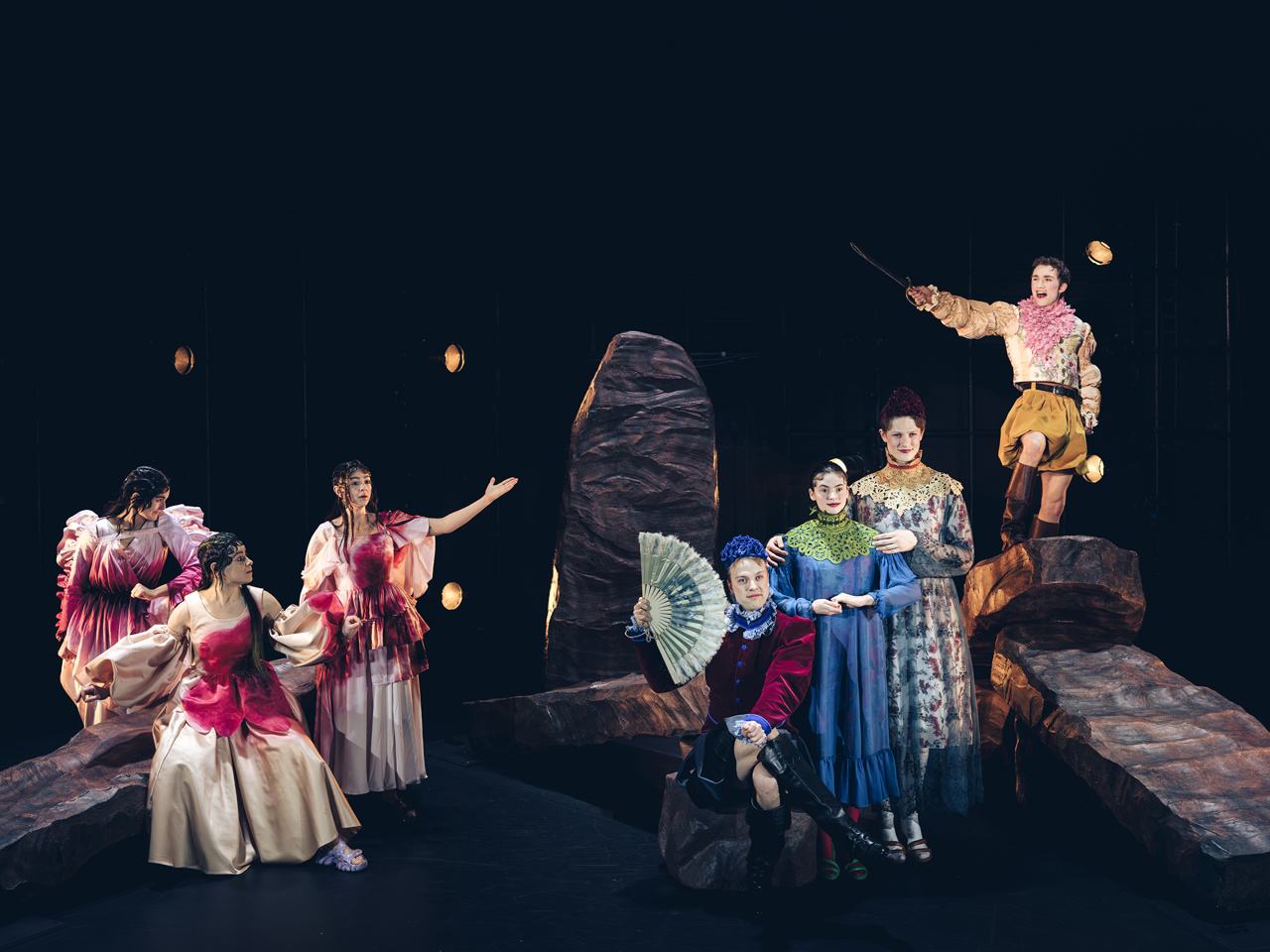 Øde Lagt. Aarhus Teater og Den danske scenekunstskole. Foto Rumle Skafte 